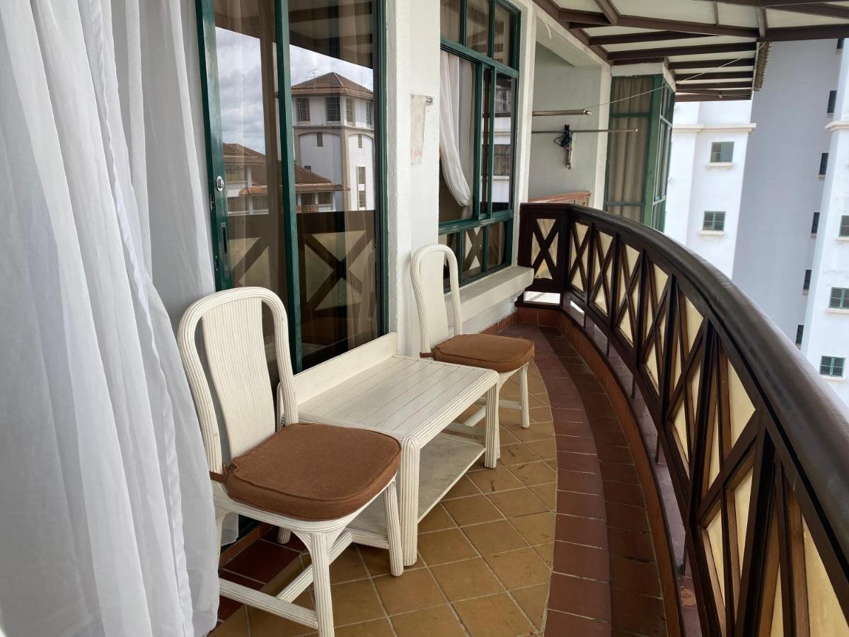 Lovely 1-Bedroom Condo With Facilities Malacca Exterior photo
